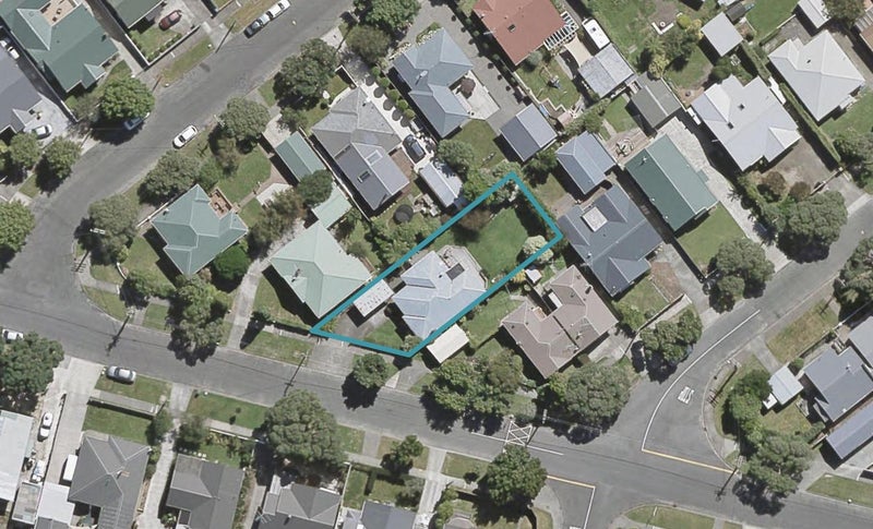 13 Beaumont Avenue, Alicetown, Lower Hutt - Carousel 1