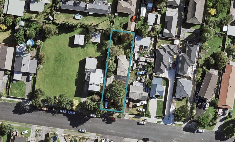 14 Beihlers Road, Weymouth, Auckland - Carousel 1