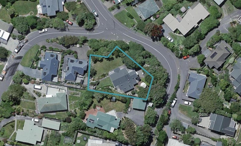 1 Orari Street, Ngaio, Wellington - Carousel 1