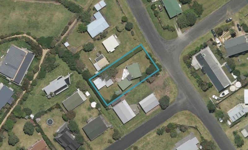 9 Ringer Avenue, Matapouri, Whangārei - Carousel 1