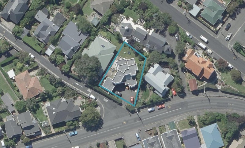 59 Brownville Crescent, Maori Hill, Dunedin - Carousel 1