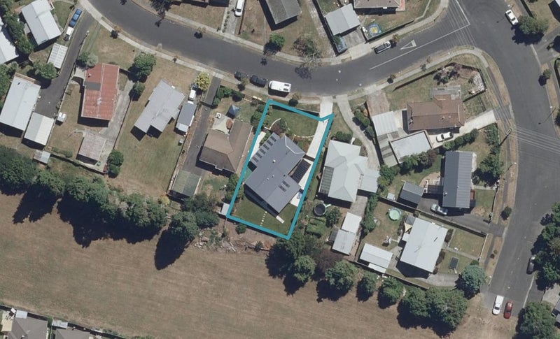 5 Purcell Place, Melville, Hamilton - Carousel 1