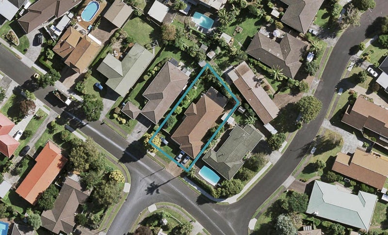 31 Lakeside Drive, Pahurehure, Papakura - Carousel 1