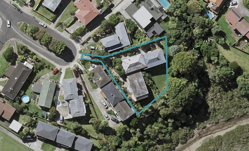 2/27 Waitemata Road, Hauraki, Auckland - Carousel 1