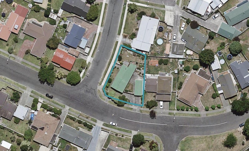 49 Ryan Crescent, Greenmeadows, Napier - Carousel 1