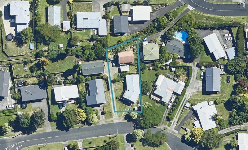19 Emily Place, Bellevue, Tauranga - Carousel 1