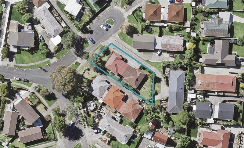 1/36 Ballater Place, Highland Park, Auckland - Carousel 1