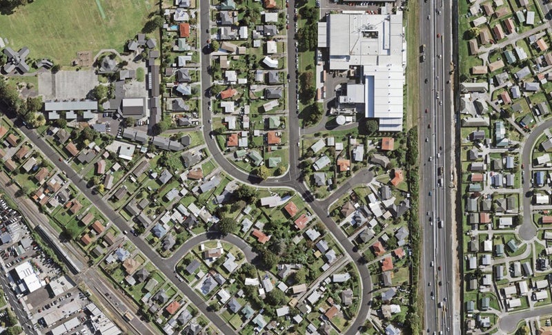35 Sterling Avenue, Manurewa East, Auckland - Carousel 1