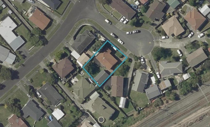 9 Bevan Place, Cloverlea, Palmerston North - Carousel 1