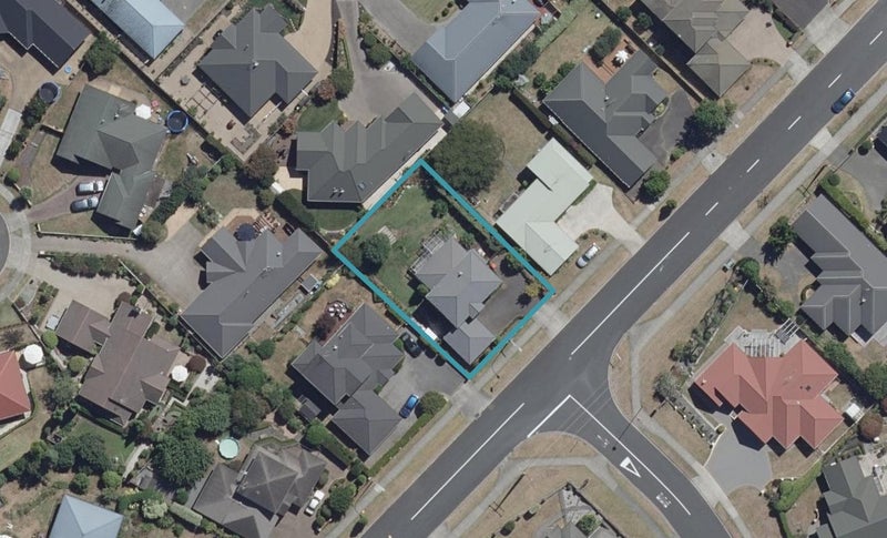 93 Rototuna Road, Rototuna, Hamilton - Carousel 1
