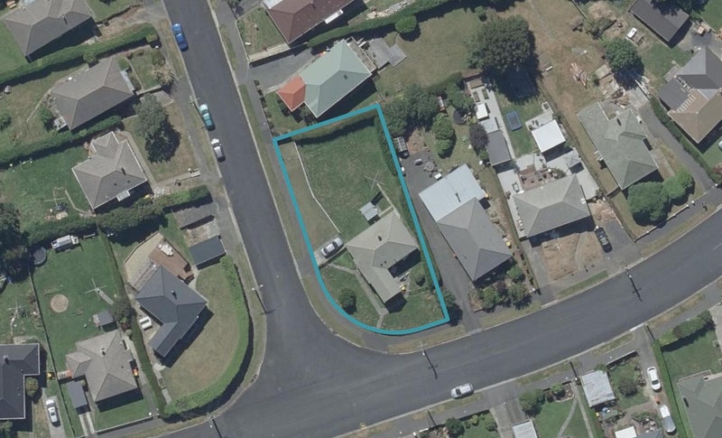 2 Balmain Street, Halfway Bush, Dunedin - Carousel 1
