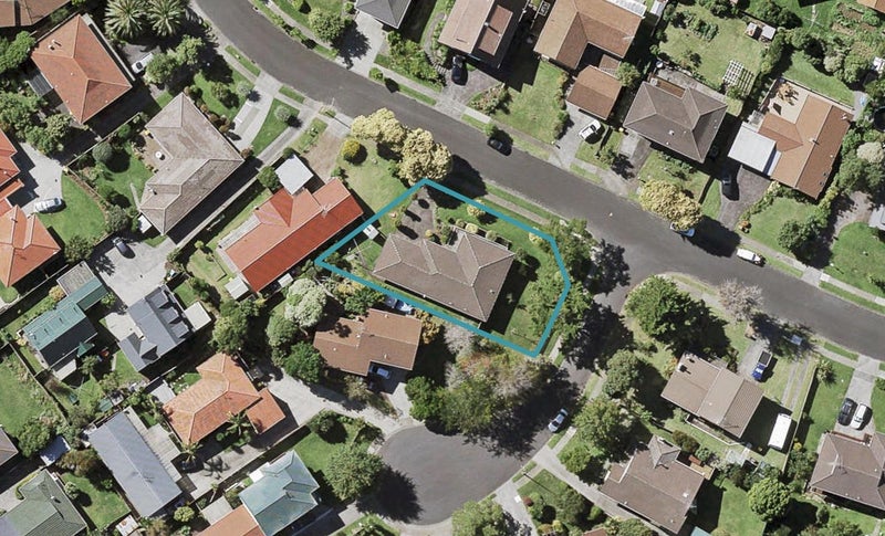 35 Olena Avenue, Sunnyhills, Auckland - Carousel 1