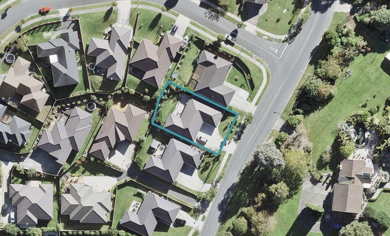 65 Fairview Avenue, Fairview Heights, Auckland - Carousel 1