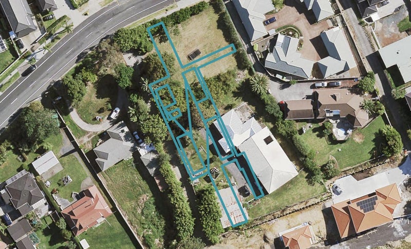 16/241 Hill Road, The Gardens, Auckland - Carousel 1