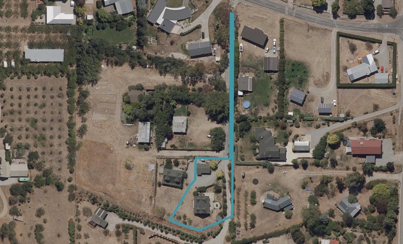 13 Hall Road, Bannockburn, Cromwell - Carousel 1