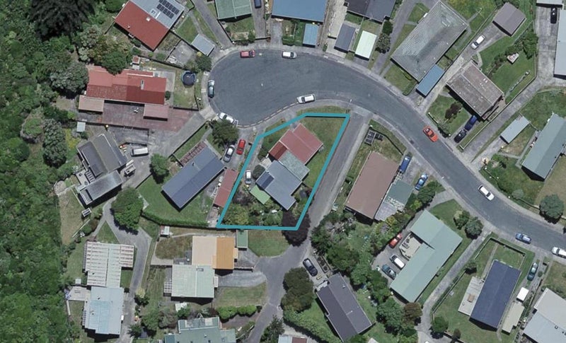 19A Kingsbridge Place, Newlands, Wellington - Carousel 1