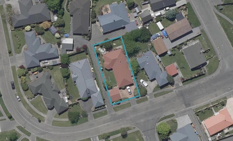 16 Runnymede Drive, Templeton, Christchurch - Carousel 1