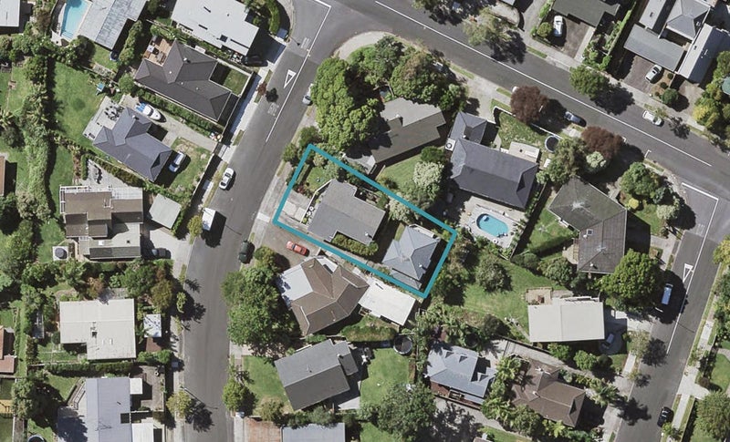 4 Ripon Crescent, Meadowbank, Auckland - Carousel 1
