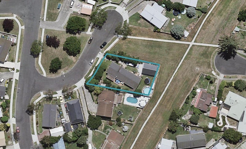 8 Haskell Place, Greenmeadows, Napier - Carousel 1