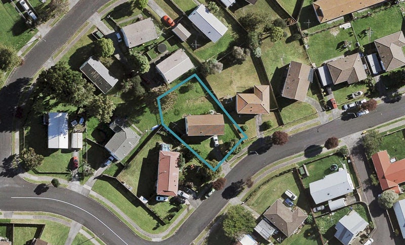 6 Azalea Place, Wiri, Auckland - Carousel 1
