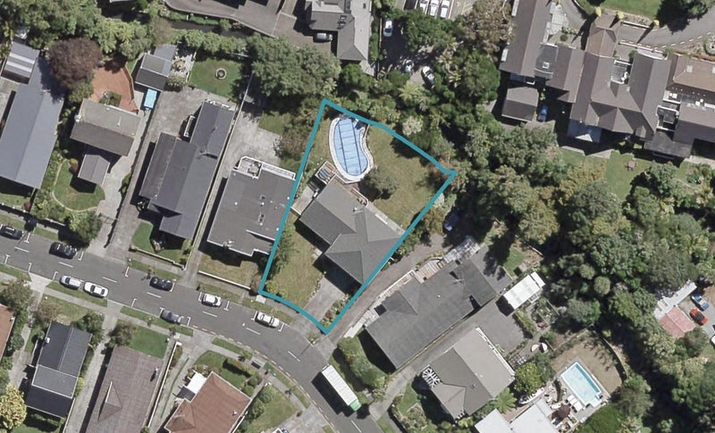 42 Wai-Iti Crescent, Woburn, Lower Hutt - Carousel 1