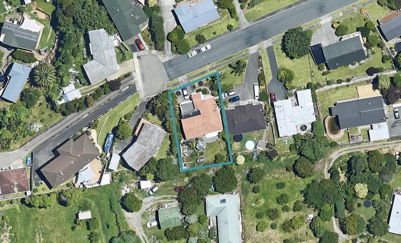 20 Lebanon Street, Judea, Tauranga - Carousel 1