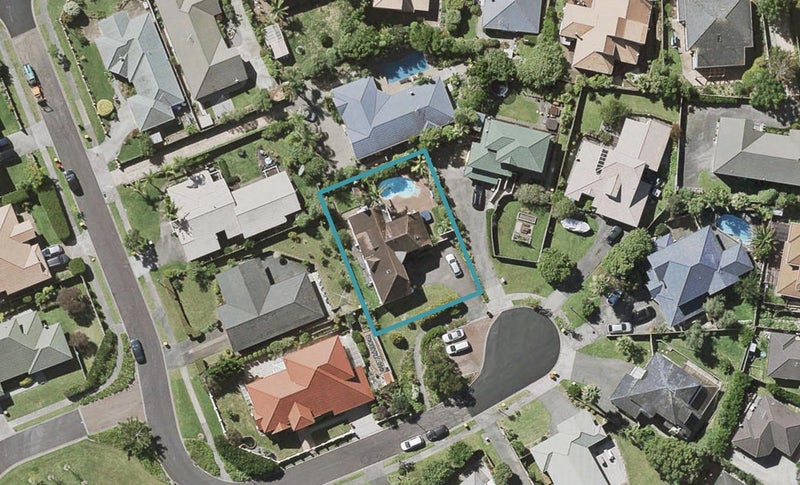 12 Te Hoe Grove, Pinehill, Auckland - Carousel 1