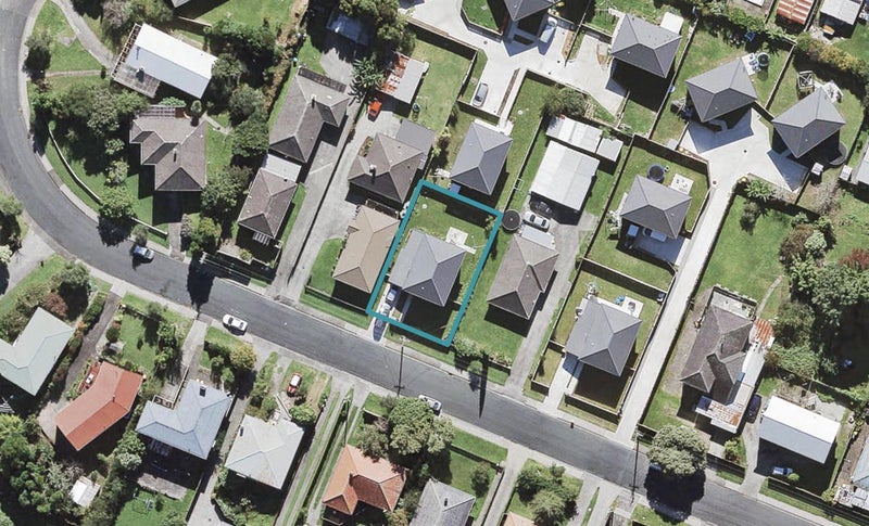 9 Kelkirk Street, Kelston, Auckland - Carousel 1
