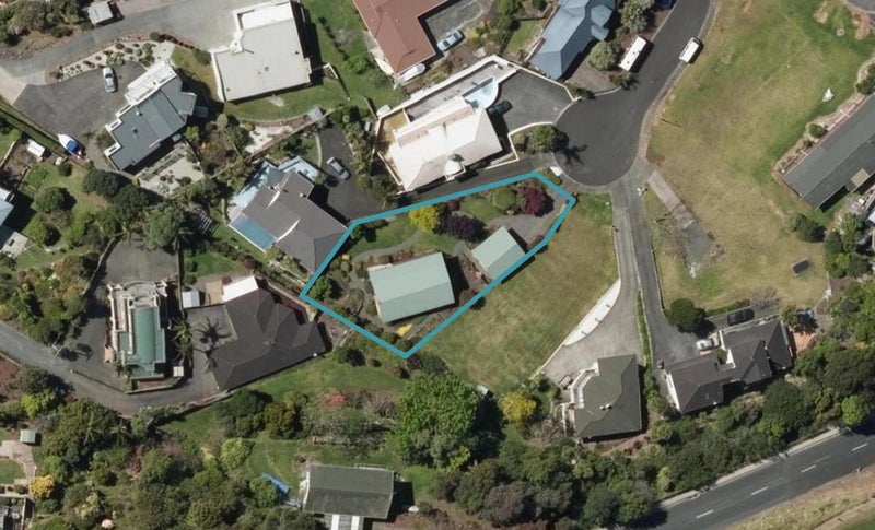 8 Mistral Place, Onerahi, Whangarei - Carousel 1