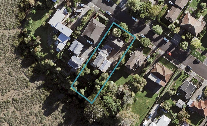 2/38 Saxon Street, Waterview, Auckland - Carousel 1