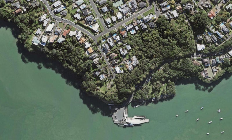 1 Tizard Road, Birkenhead, Auckland - Carousel 1