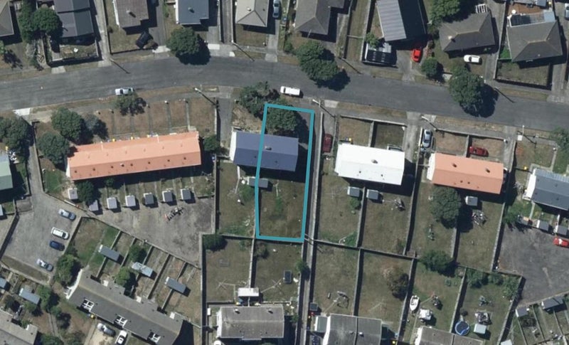 51 Owhiti Street, Titahi Bay, Porirua - Carousel 1