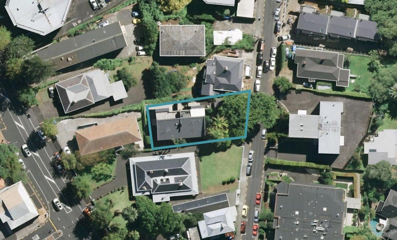 3/10 St Georges Bay Road, Parnell, Auckland - Carousel 1