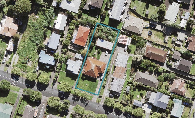 90 Gardner Avenue, New Lynn, Auckland - Carousel 1