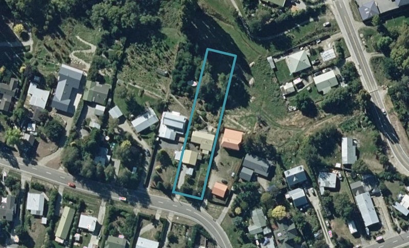 12 Lagoon Avenue, Albert Town, Wanaka - Carousel 1