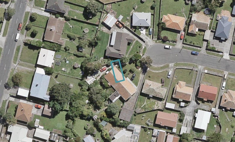 3/10 Avery Grove, Boulcott, Lower Hutt - Carousel 1