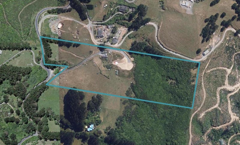 454 Horokiwi Road, Horokiwi, Wellington - Carousel 1