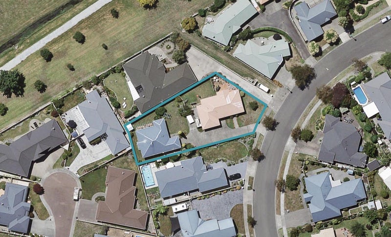 1/46 Kensington Drive, Taradale, Napier - Carousel 1
