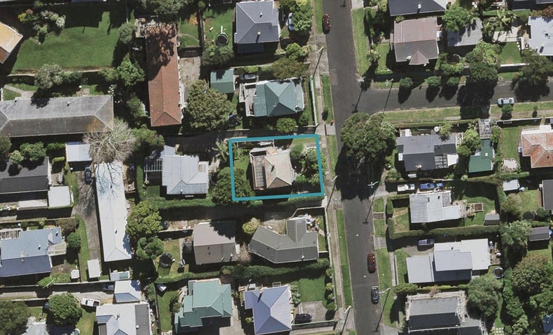 64 Cameron Street, Onehunga, Auckland - Carousel 1