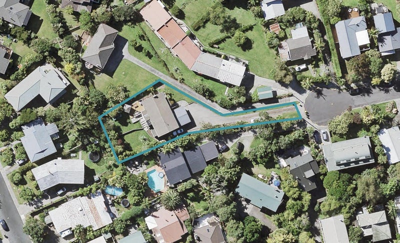 23 Montana Avenue, Murrays Bay, Auckland - Carousel 1