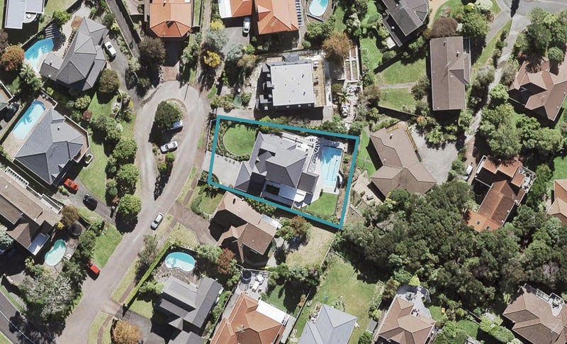 5 Bragato Place, Chatswood, Auckland - Carousel 1
