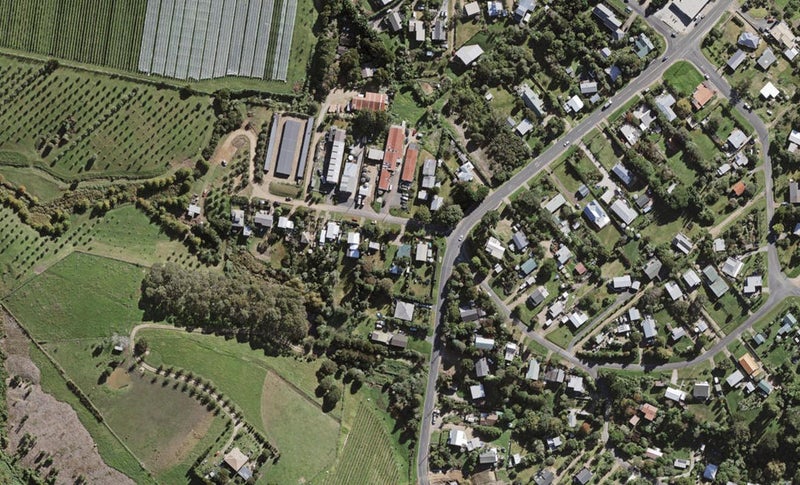 3 Totara Road, Onetangi, Waiheke Island - Carousel 1