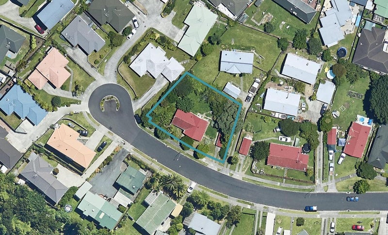 22 Redmond Street, Judea, Tauranga - Carousel 1