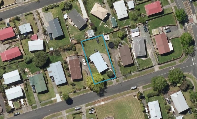 8 Awatea Street, Raumanga, Whangarei - Carousel 1