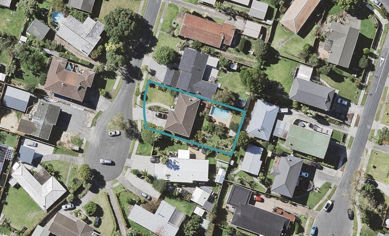 10 Quibray Place, Botany Downs, Auckland - Carousel 1