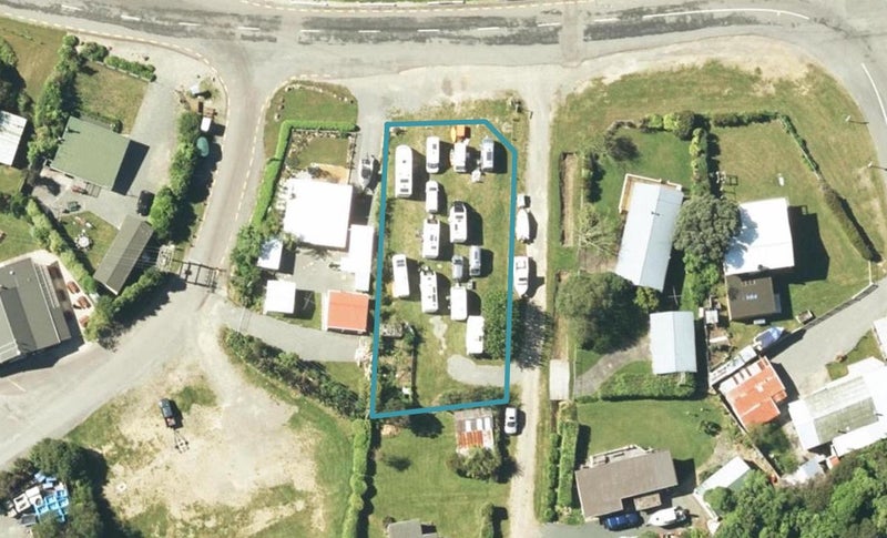 28 Esplanade, Ōkiwi Bay - Carousel 1