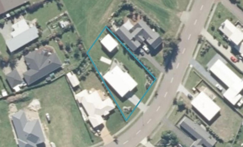 126 Lisland Drive, Taupo - Carousel 1