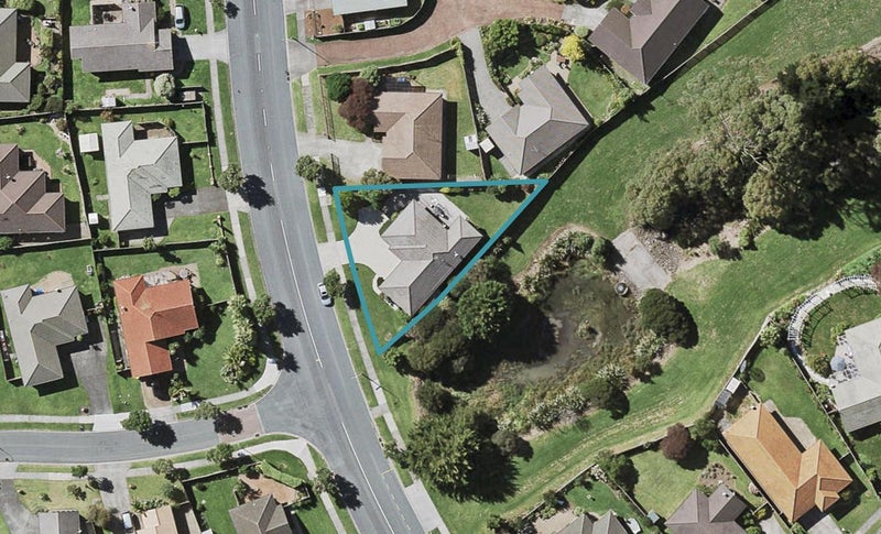89 Burswood Drive, Burswood, Auckland - Carousel 1