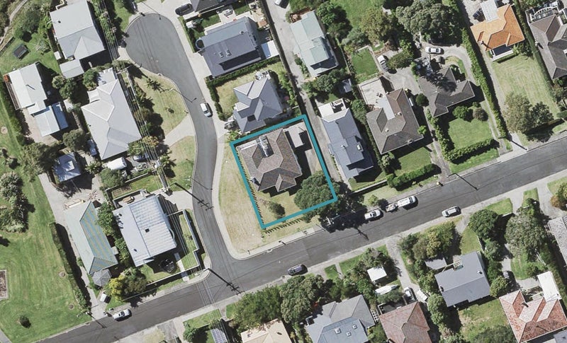 38 Kawerau Avenue, Devonport, Auckland - Carousel 1