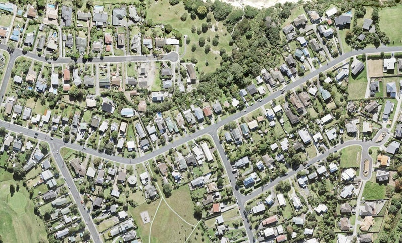 1426 Whangaparaoa Road, Army Bay, Whangaparaoa - Carousel 1